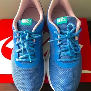 Tanjun Blue- Pink Nike Running Shoes